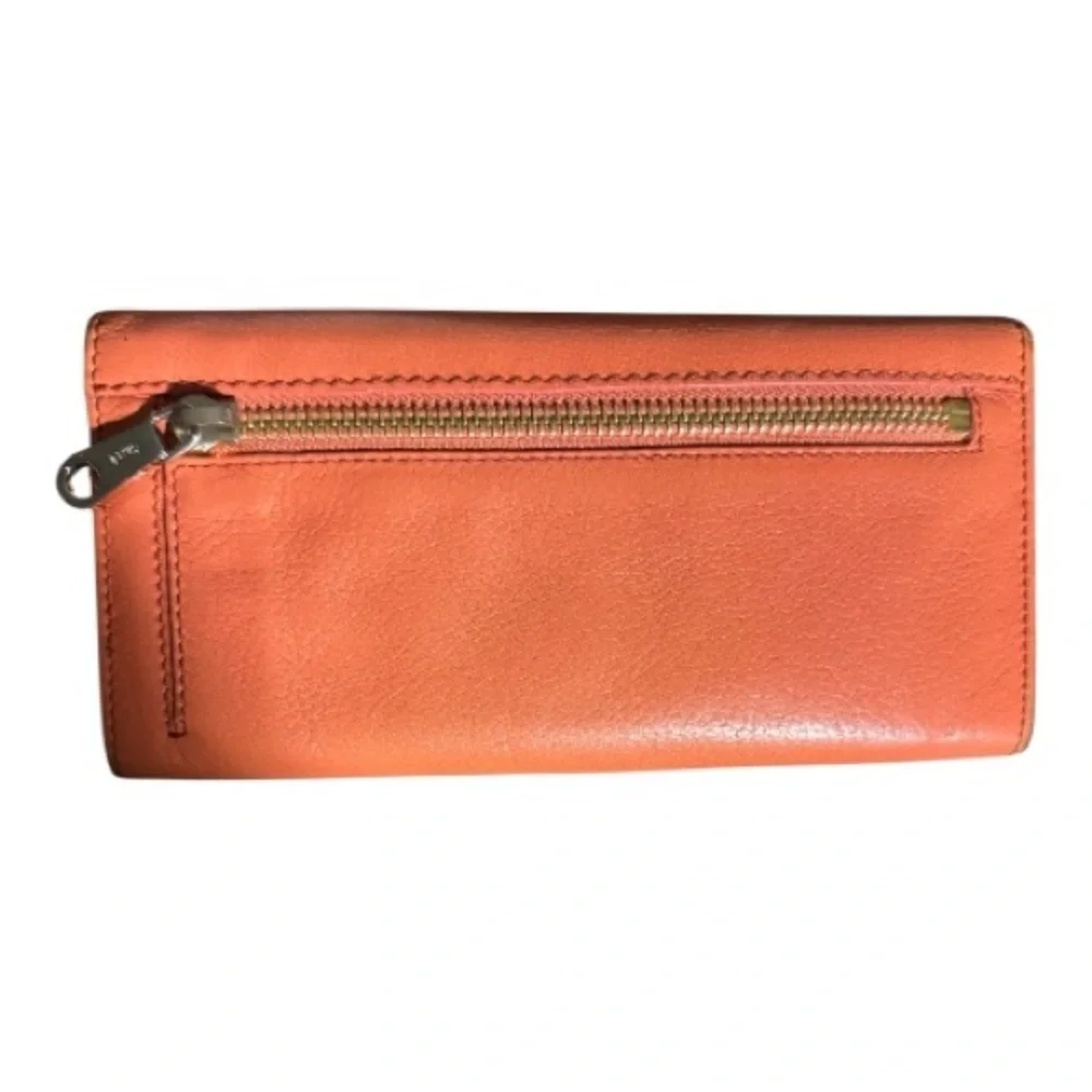 Chloe Long Wallet w/ Box, Authenticity Card and Dust Cover